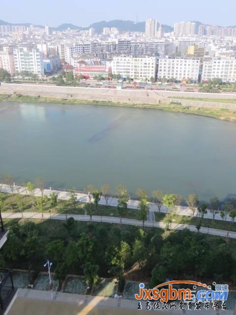 上高匯錦城毛坯107平兩房有贈送可改三房證件全可按揭