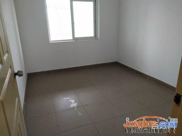 上高冠興名苑小區4樓普裝兩房三證齊全帶裝修低價急賣