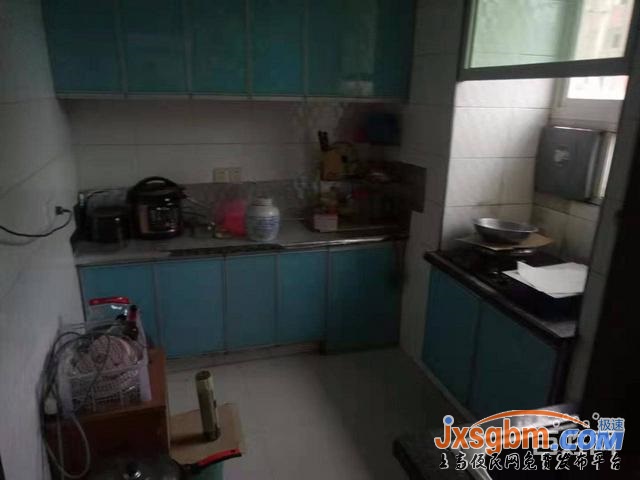 上高海程小區三樓普裝有地下室三證可按揭讀鏡山小學