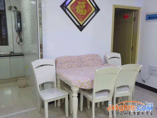 上高大公館清爽裝修三房家具家電全配(兩空調三床好停車