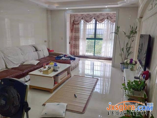 上高高盛歐錦名城二樓去年精裝送家私三房送100平使用