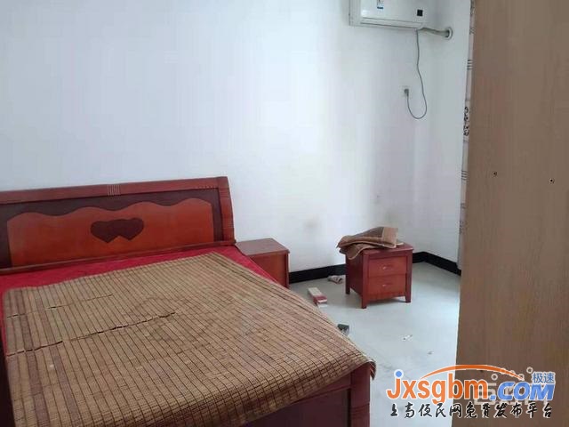 上高四中對面電梯三房家具家電全配(三空調三床)可停車