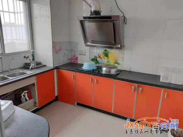 上高銀海超市旁普裝三房兩衛無證無房東地下室6平用燃氣