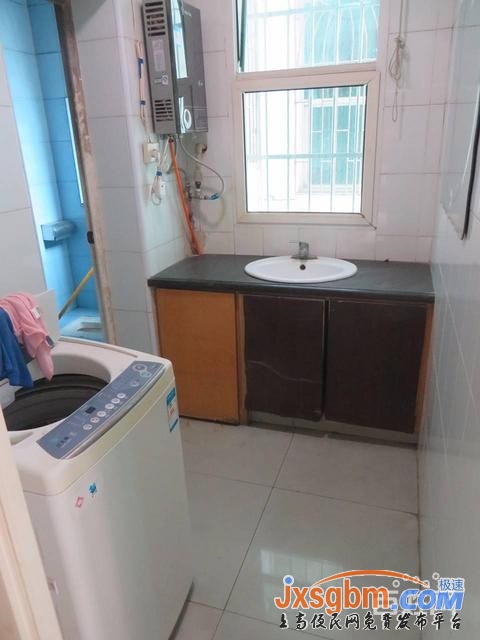 上高四中附近4樓普裝三房無暗間三證滿5年用燃氣讀書近