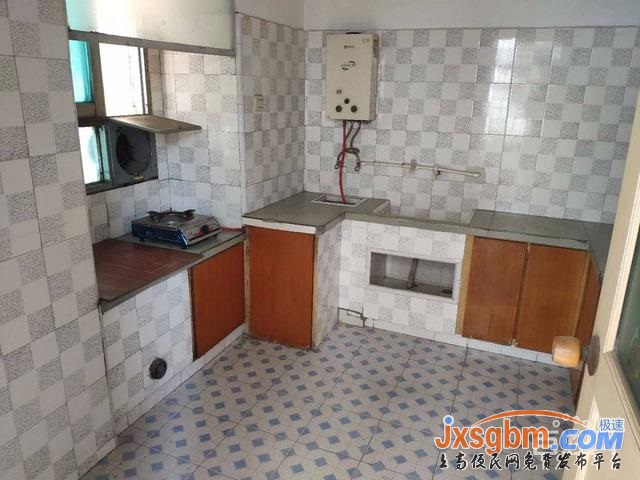 上高商城南路二樓兩房家具家電全配有廚房可停車