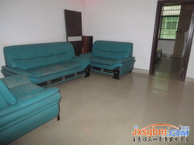 上高錦園小區3樓三房家具家電全配無暗間好停車適合拼租