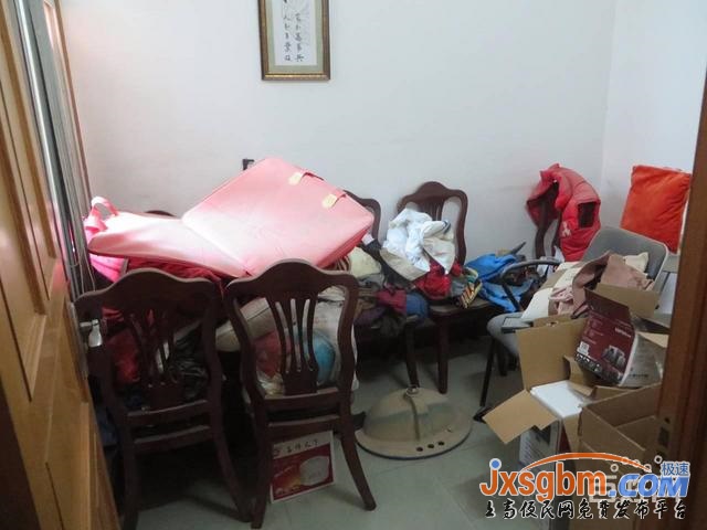 上高四中附近4樓普裝三房無暗間三證滿5年用燃氣讀書近