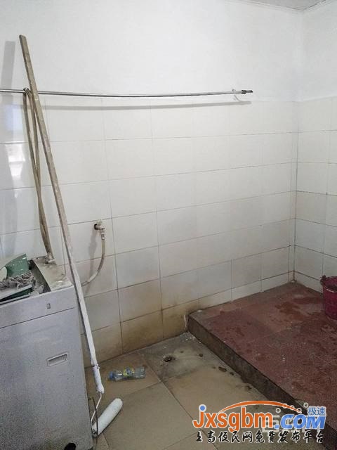 上高逸夫小學旁低層有壁櫥小方桌熱水器洗衣機可辦公