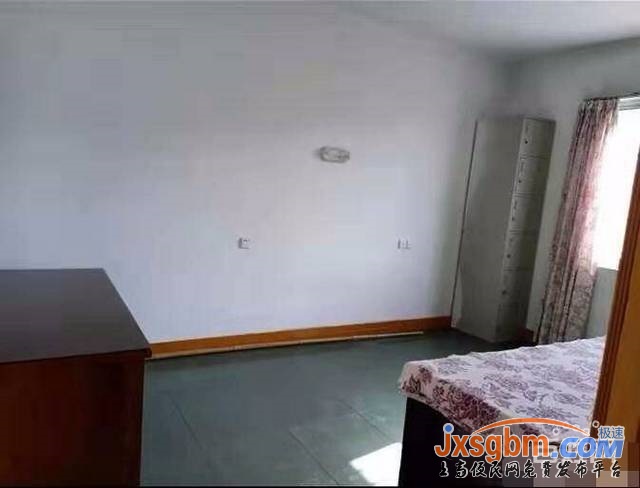 上高敖山大道4樓普裝三房43.6萬送家具家電三證齊全商品房