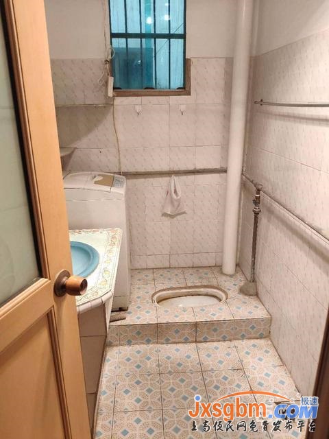 上高商城南路二樓兩房家具家電全配有廚房可停車