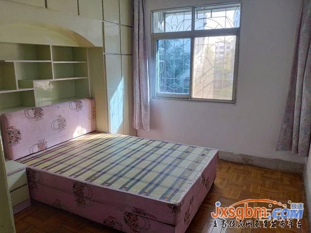 上高供電大院2樓普裝三房家私全配有地下室好停車安靜