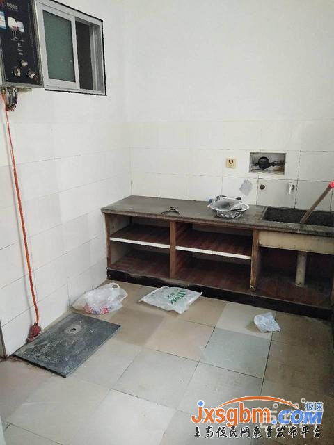 上高逸夫小學旁低層有壁櫥小方桌熱水器洗衣機可辦公