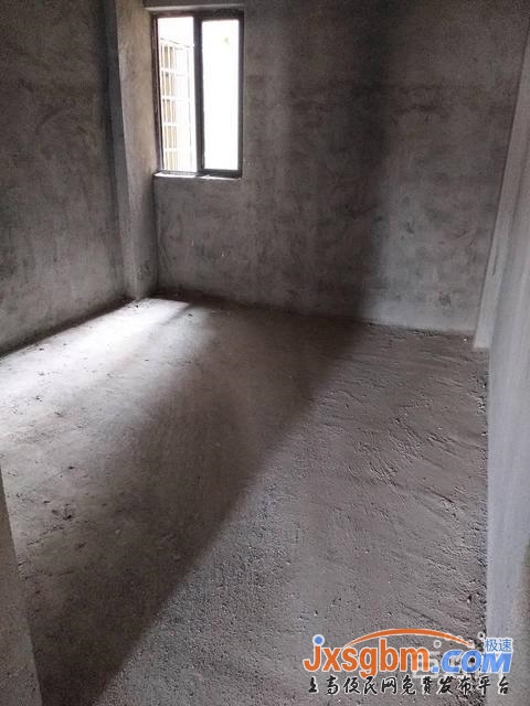 上高新芙蓉佳苑二樓毛坯三房地下室7平鏡山小學旁陽光好