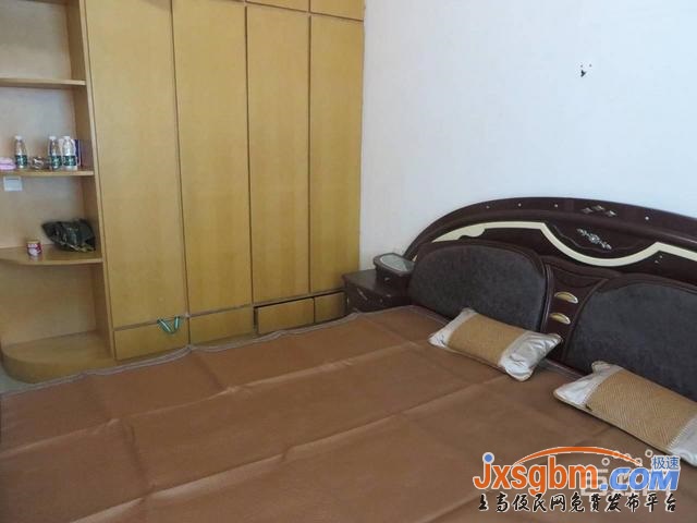 上高四中附近4樓普裝三房無暗間三證滿5年用燃氣讀書近