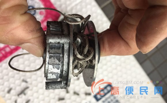 南昌晾衣架維修專業更換鋼絲繩手搖器服務