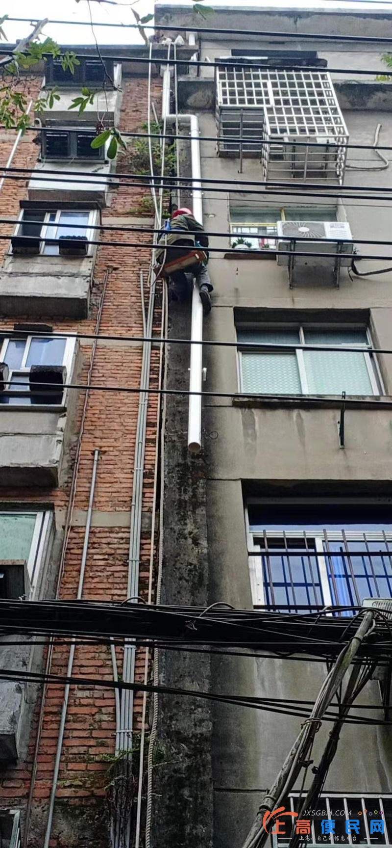 上海路師傅水管維修斷絲龍頭維修面盆蹲坑馬桶漏水及破裂更換